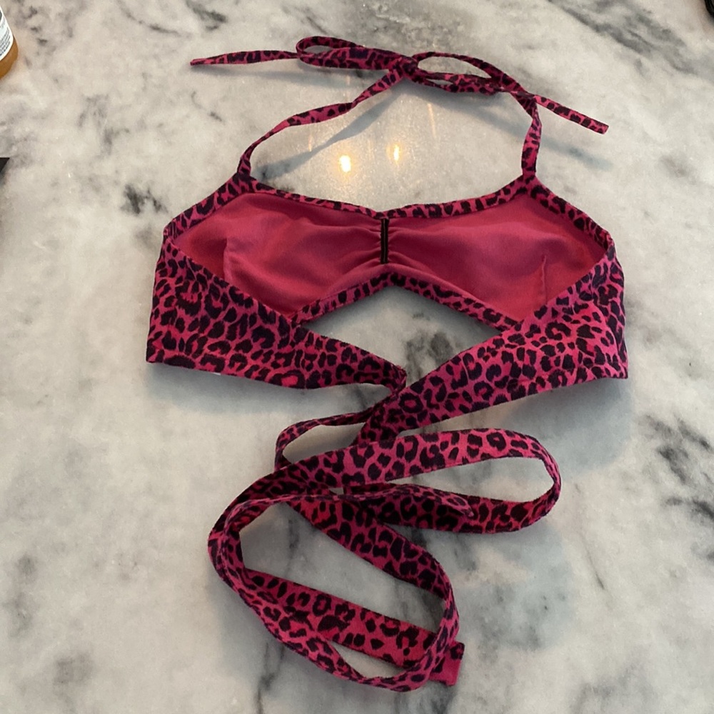 Women’s pink leopard top, Size Small - Picture 3 of 3